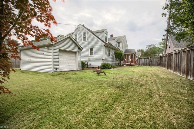 44 Brandon RD, Newport News, VA 23601