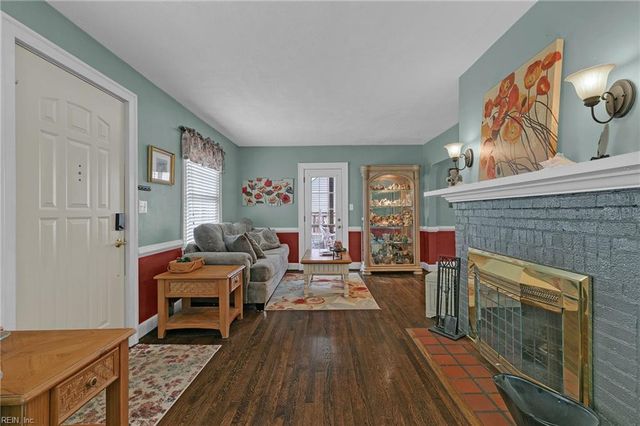 44 Brandon RD, Newport News, VA 23601