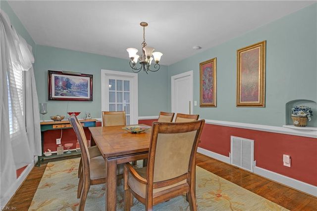 44 Brandon RD, Newport News, VA 23601