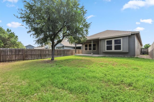 533 Sweetwood LN, Leander, TX 78641