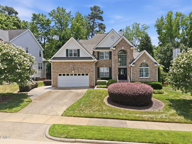 301 Cricketfield Lane, Cary, NC 27518