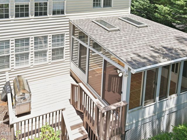 301 Cricketfield Lane, Cary, NC 27518