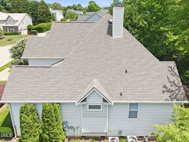 301 Cricketfield Lane, Cary, NC 27518