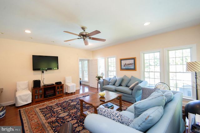 5332 RAGGED POINT RD, Cambridge, MD 21613
