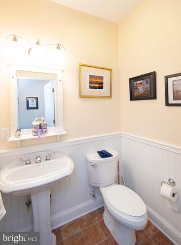 5332 RAGGED POINT RD, Cambridge, MD 21613