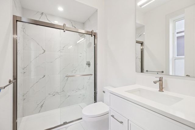 2323 N Lister Avenue 2, Chicago, IL 60614