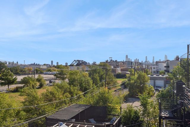 2323 N Lister Avenue 2, Chicago, IL 60614