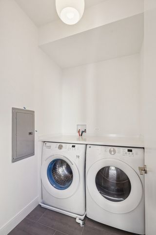 2323 N Lister Avenue 2, Chicago, IL 60614