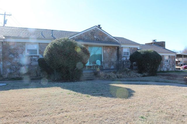 200 E Marshall Drive, Midwest City, OK 73110