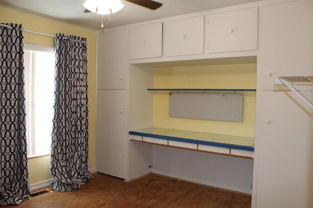 200 E Marshall Drive, Midwest City, OK 73110