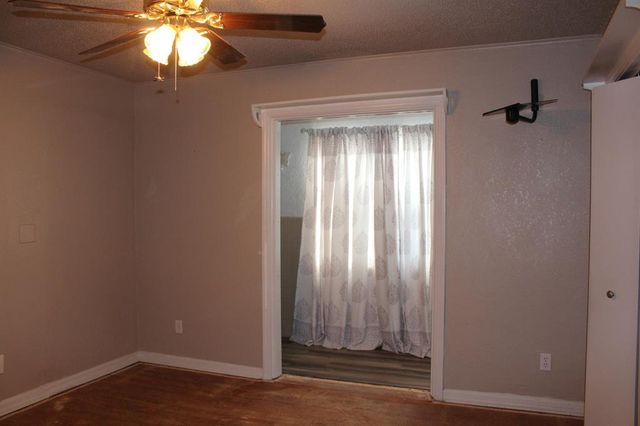 200 E Marshall Drive, Midwest City, OK 73110