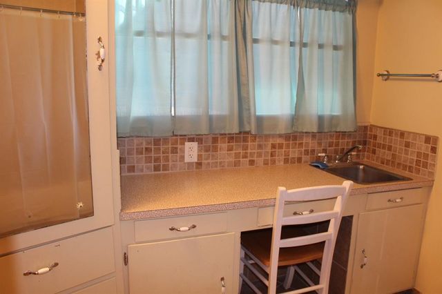 200 E Marshall Drive, Midwest City, OK 73110