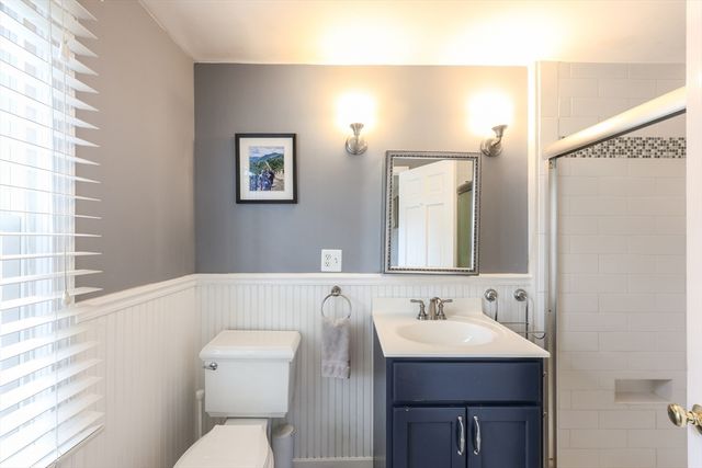 44 Surrey Dr, Mansfield, MA 02048