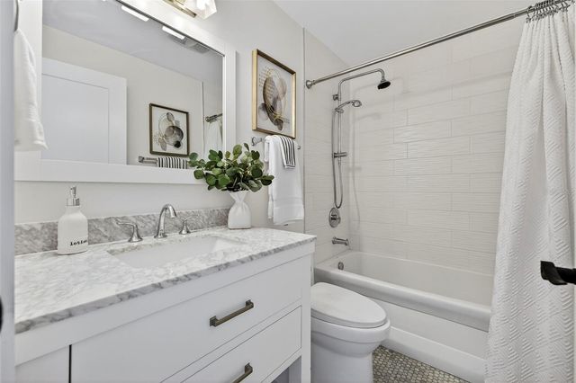 16611 GULF BOULEVARD, North Redington Beach, FL 33708