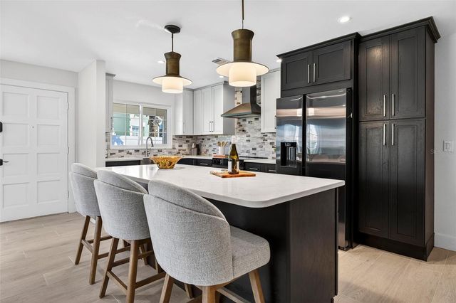 16611 GULF BOULEVARD, North Redington Beach, FL 33708