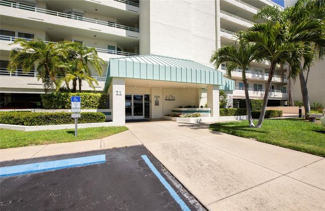 7979 SAILBOAT KEY BOULEVARD S 208, South Pasadena, FL 33707