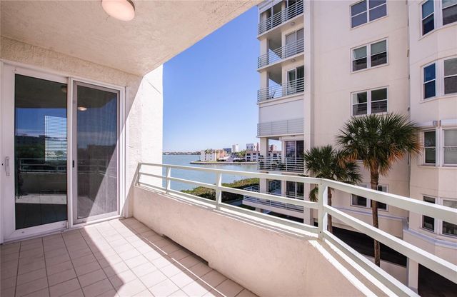 7979 SAILBOAT KEY BOULEVARD S 208, South Pasadena, FL 33707