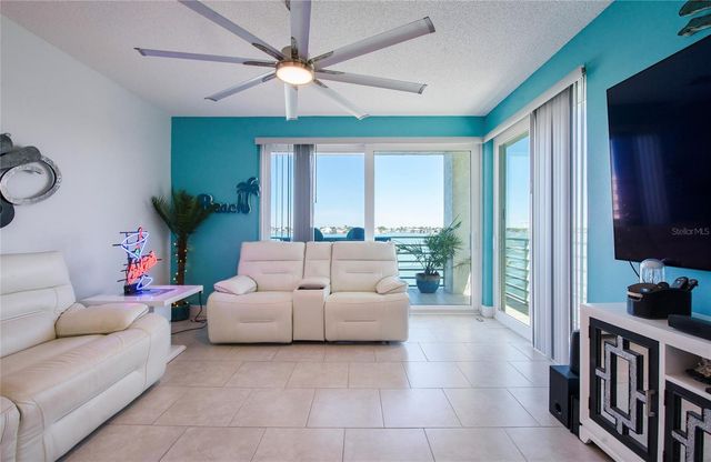 7979 SAILBOAT KEY BOULEVARD S 208, South Pasadena, FL 33707