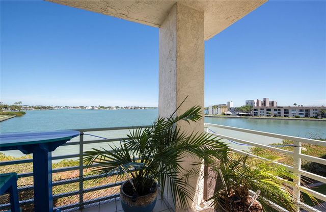 7979 SAILBOAT KEY BOULEVARD S 208, South Pasadena, FL 33707