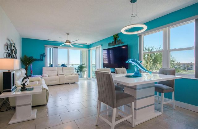 7979 SAILBOAT KEY BOULEVARD S 208, South Pasadena, FL 33707