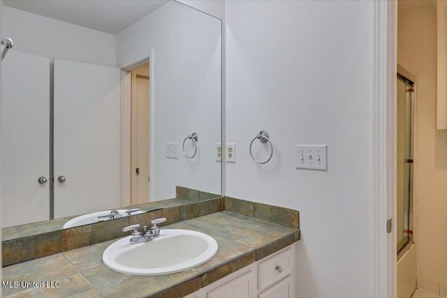 354 Lakeway Drive, Brandon, MS 39047
