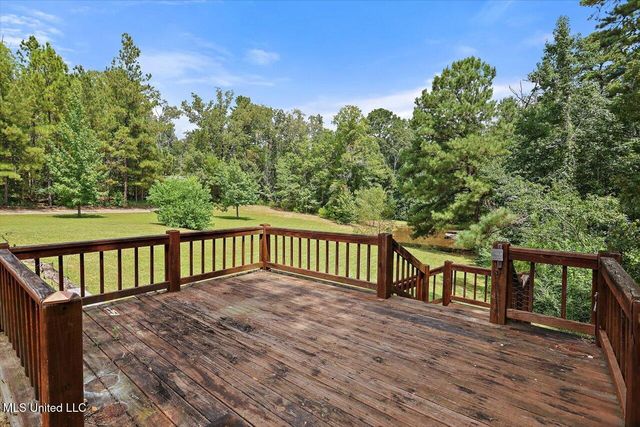 354 Lakeway Drive, Brandon, MS 39047