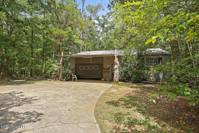 354 Lakeway Drive, Brandon, MS 39047
