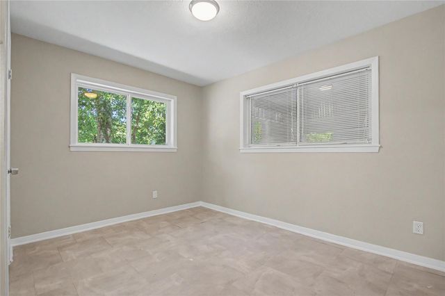 241 S Masonic Street, Bellville, TX 77418