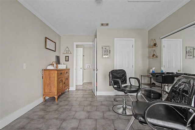 241 S Masonic Street, Bellville, TX 77418