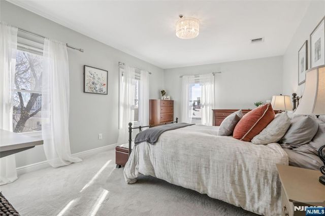 137 20th Street C, Union City, NJ 07087