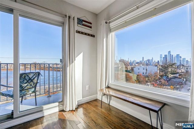 137 20th Street C, Union City, NJ 07087