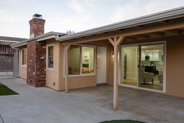 16881 Bellota Dr, San Diego, CA 92128