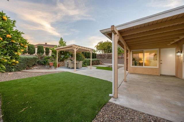 16881 Bellota Dr, San Diego, CA 92128