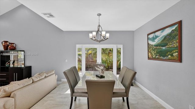 11620 S Budd Dr, Cooper City, FL 33026