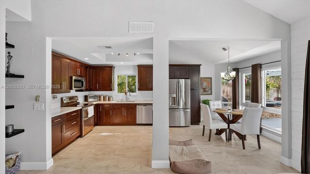 11620 S Budd Dr, Cooper City, FL 33026