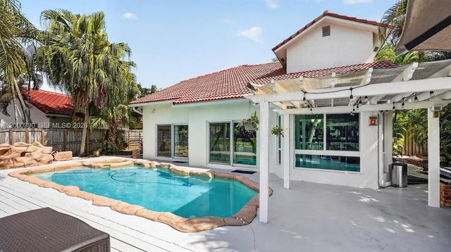 11620 S Budd Dr, Cooper City, FL 33026