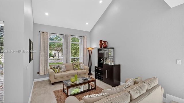 11620 S Budd Dr, Cooper City, FL 33026