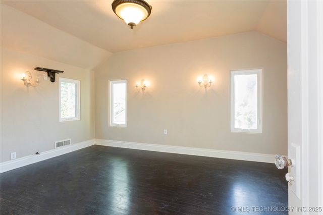 602 E Comanche Street, Mcalester, OK 74501