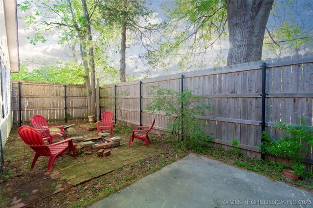 602 E Comanche Street, Mcalester, OK 74501