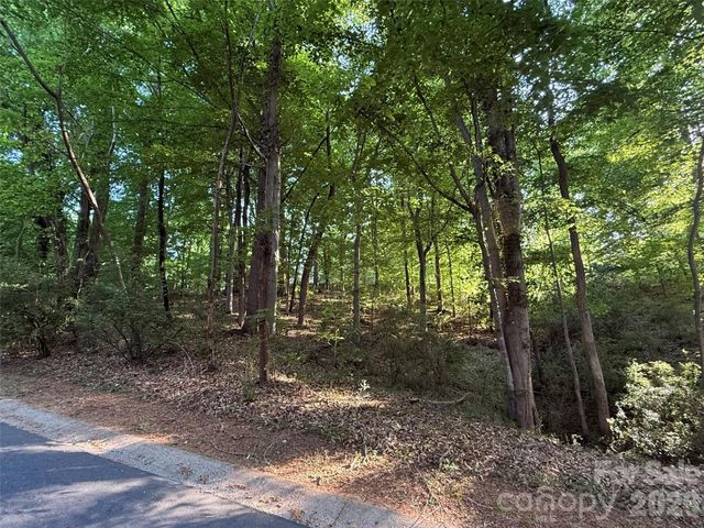 300 Maymont Drive, Cramerton, NC 28032