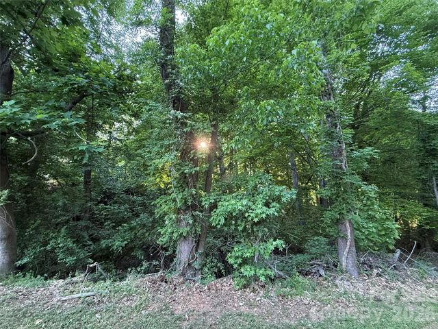 300 Maymont Drive, Cramerton, NC 28032