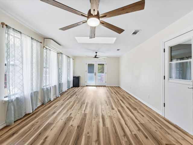 8505 Treetop Court, Fort Worth, TX 76179