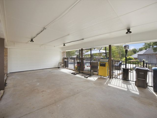 8505 Treetop Court, Fort Worth, TX 76179