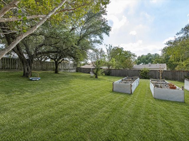8505 Treetop Court, Fort Worth, TX 76179
