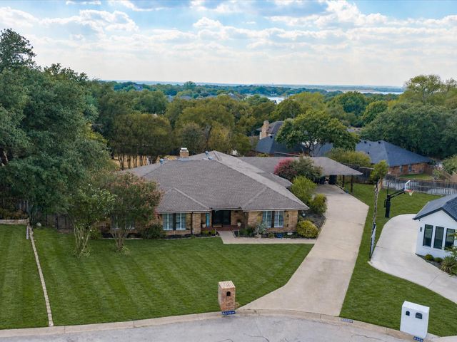 8505 Treetop Court, Fort Worth, TX 76179
