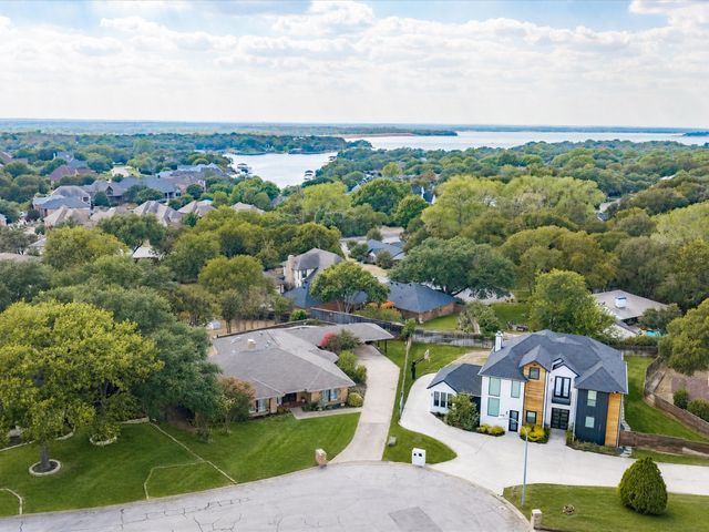 8505 Treetop Court, Fort Worth, TX 76179