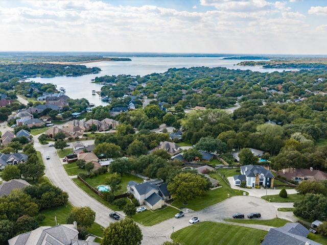 8505 Treetop Court, Fort Worth, TX 76179