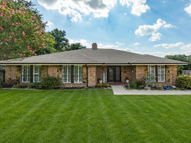 8505 Treetop Court, Fort Worth, TX 76179