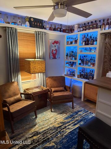 625 Susan Circle, Gautier, MS 39553