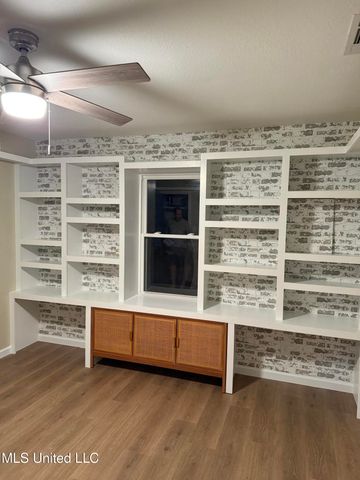 625 Susan Circle, Gautier, MS 39553